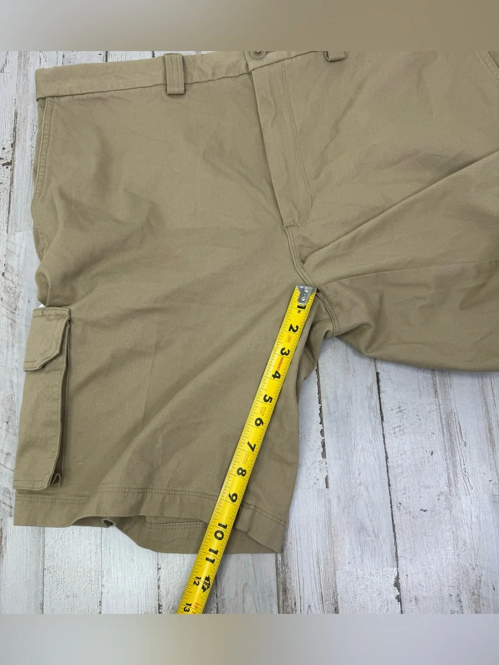 Haggar Mens Cotton Cargo Shorts Khaki Tan 42 Comfort 10” NWT